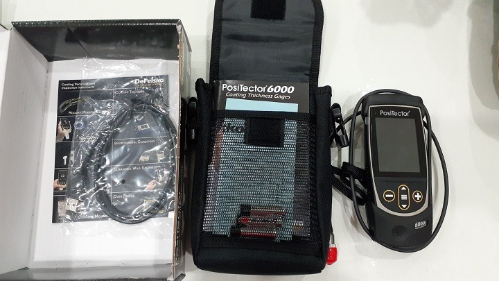Bộ sản phẩm máy đo độ dày lớp phủ DeFelsko PosiTector 6000 FS1