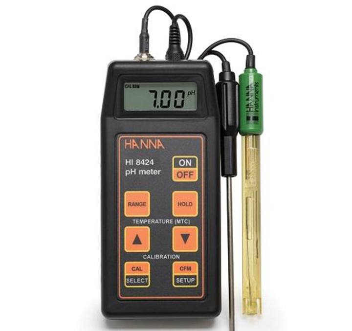 Hanna HI8424 thiết kế dạng cầm tay nhỏ gọn 