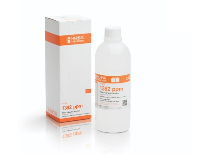 HI7034L là một dung dịch hiệu chuẩn độ dẫn 80000 µS/cm