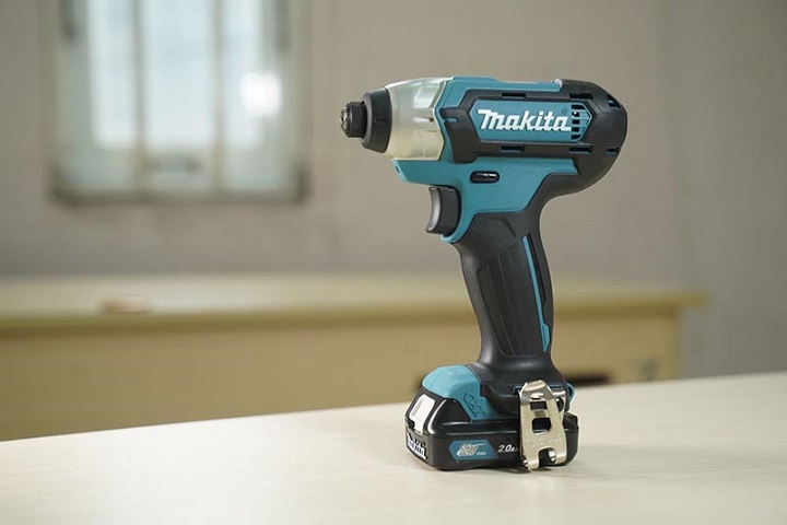 Máy vặn vít pin Makita TD110D Máy vặn vít pin Makita TD110D