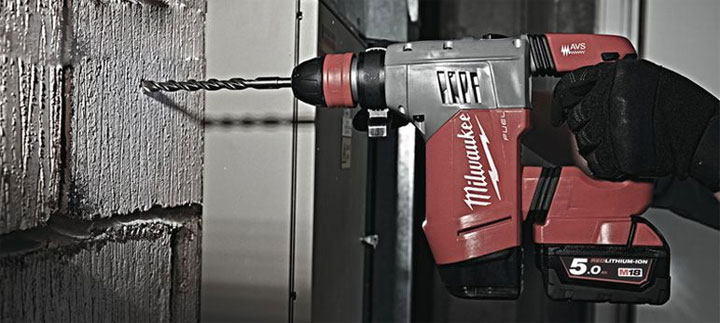 Máy khoan búa Milwaukee M18 CHPX-502C Máy khoan búa Milwaukee M18 CHPX-502C