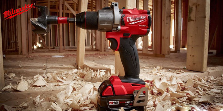 Máy khoan Milwaukee M18 FPD2-502C 