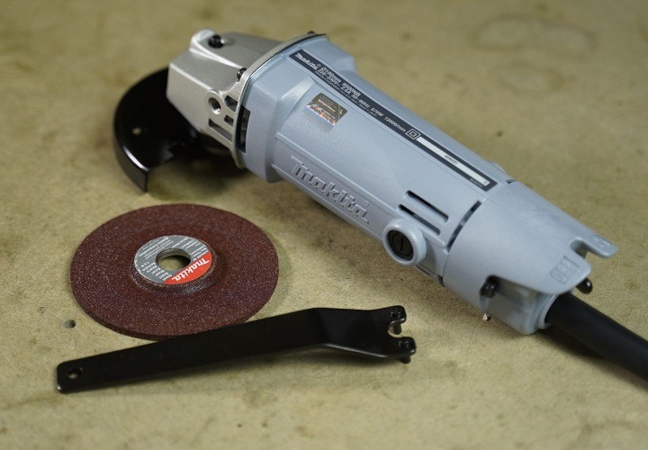 Hình ảnh thực tế của máy mài góc Makita 9500NB 570W