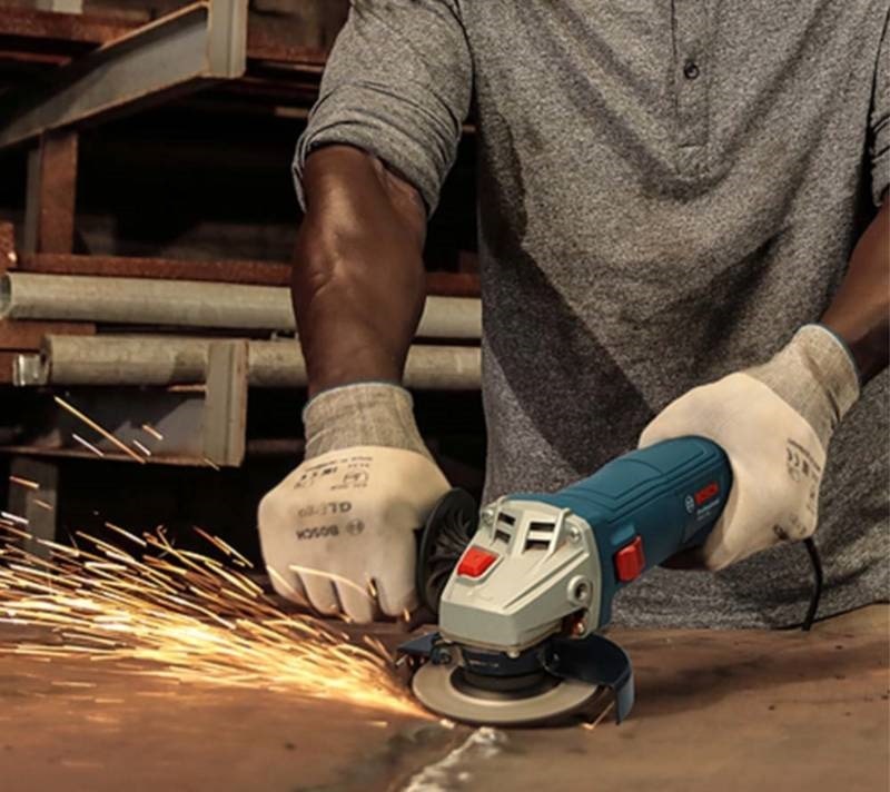 Bosch GWS 700 mài trơn tru, tốc độ cao