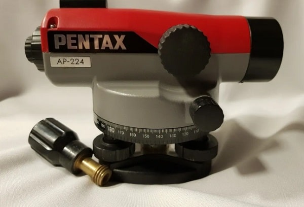  Máy thủy bình Pentax AP 224 đảm bảo độ sai số là ±2.0 mm