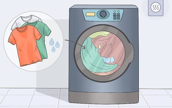 Không để quần áo ướt lâu trong máy giặt