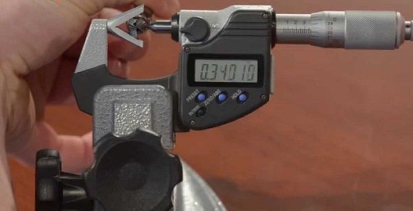 Panme đo ngoài điện tử Mitutoyo ứng dụng đo lường công nghiệp