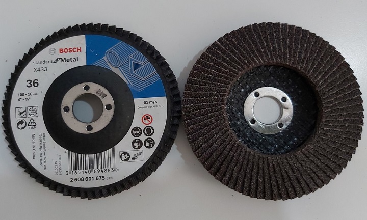 Đĩa nhám xếp Alox P36 Ø100mm Bosch 2608601675 Đĩa nhám xếp Alox P36 Ø100mm Bosch 2608601675