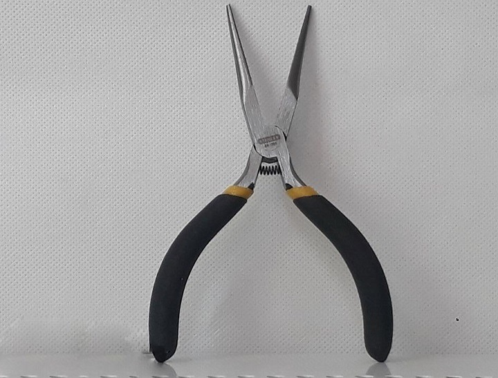 Kìm mỏ nhọn cán đen Stanley STHT84119-8 Kìm mỏ nhọn cán đen Stanley STHT84119-8