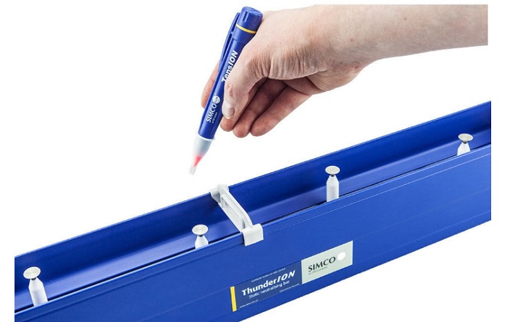 Simco Tension là thiết bị kiểm tra tĩnh điện không cần tiếp xúc