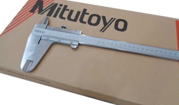 Thước cặp cơ khí Mitutoyo 530-501 bền bỉ, hoạt động ổn định