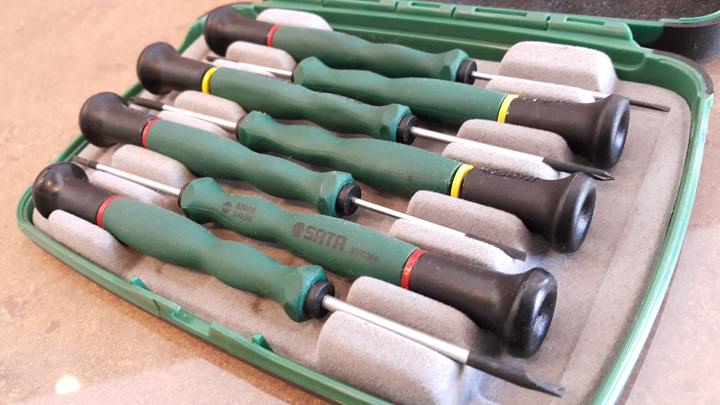 Bộ tuốc nơ vít cán dài 7 chi tiết Sata 09314