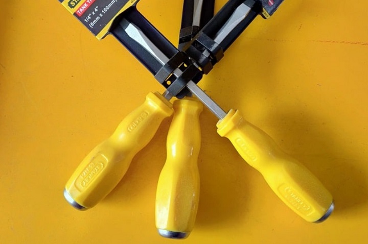 Tô vít đóng dẹt Stanley 65-247-1 là sản phẩm chính hãng của Stanley