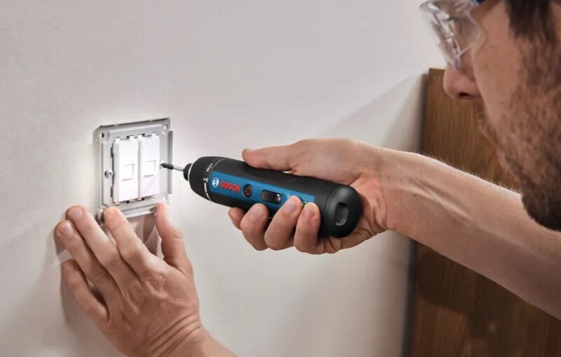 Máy vặn vít dùng pin Bosch Go GSD4V-5