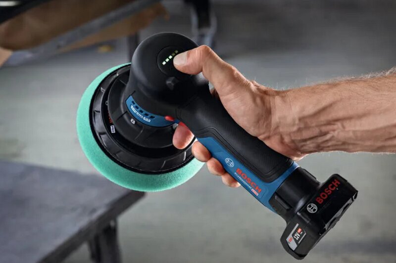 Máy đánh bóng dùng pin Bosch GPX 12V-125 điều chỉnh được tốc độ