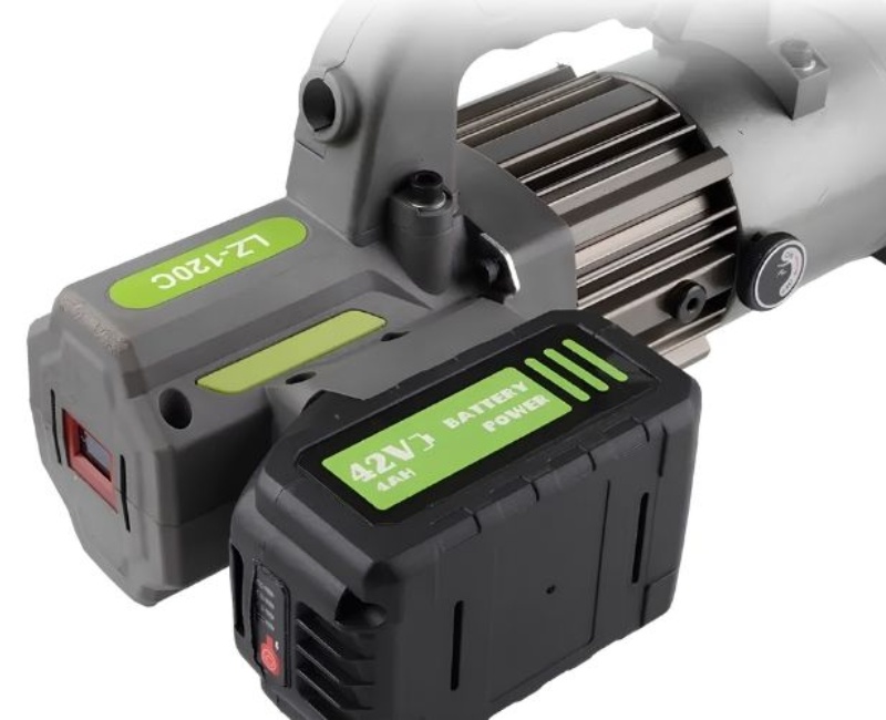 Khay lắp pin của máy cắt cáp thủy lực dùng pin LZ-120C