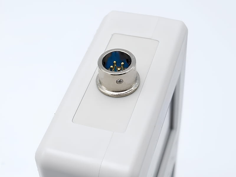Cổng kết nối đầu dò của máy đo độ ẩm vật liệu Total Meter KMS680