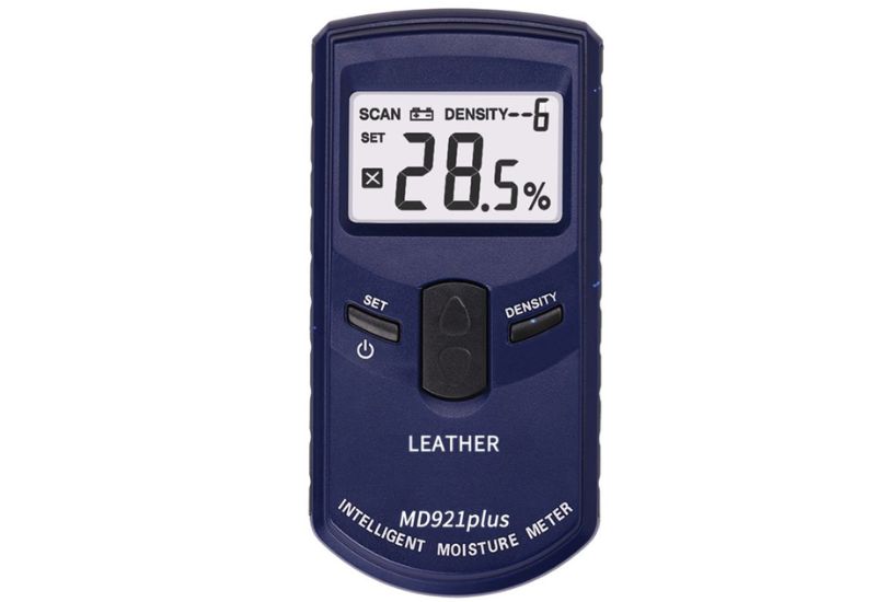 Máy đo độ ẩm da Total Meter MD921plus thiết kế dạng cầm tay nhỏ gọn