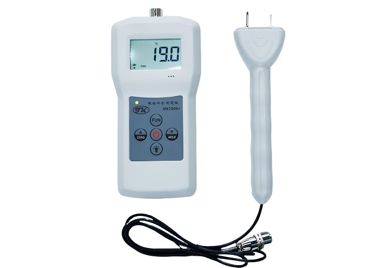 Máy đo độ ẩm Total Meter MS7200+ có đầu dò rời, hiển thị rõ nét trên màn hình LCD