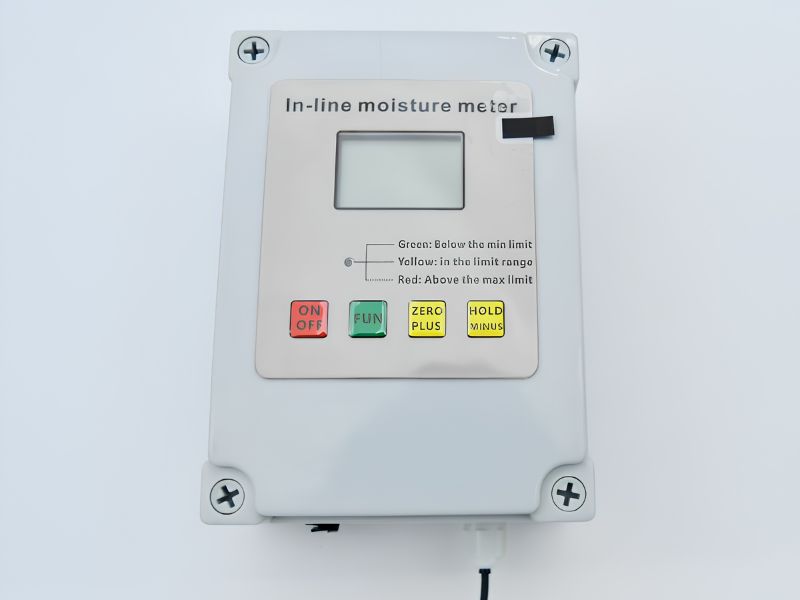 Bảng điều khiển và màn hình hiển thị của máy đo độ ẩm Total Meter HZX200