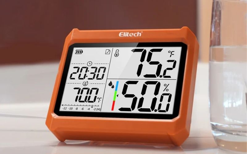 Nhiệt ẩm kế Elitech IPT-100S thiết kế nhỏ gọn