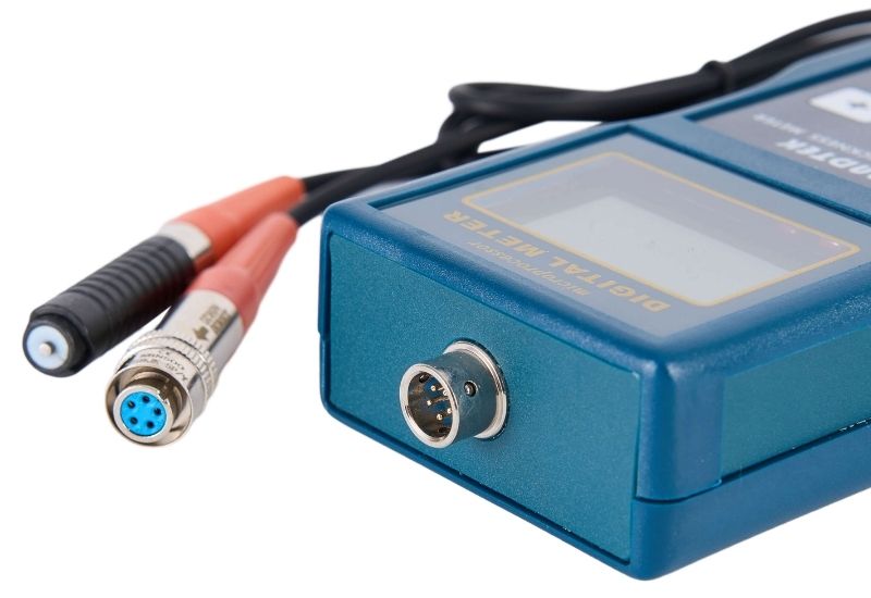 Máy đo độ dày lớp sơn phủ Total Meter CM8821 sử dụng đầu dò rời F