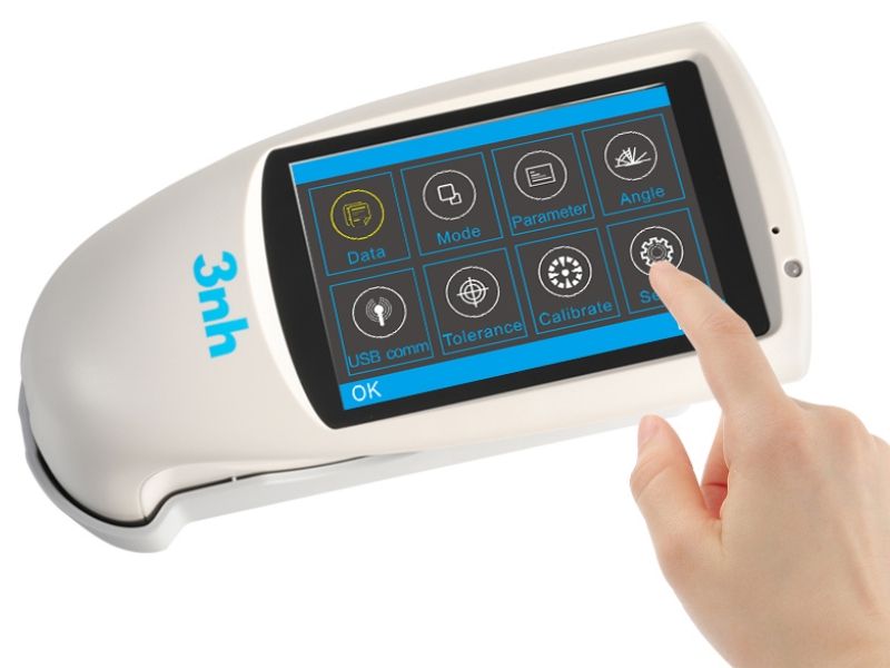 Máy đo độ bóng ba góc (20°/60°/85°) 3NH NHG268 thao tác ngay trên màn hình cảm ứng