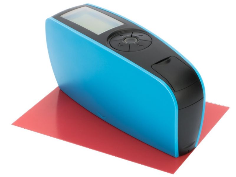 Máy đo độ bóng 3NH YG268 thiết kế dạng cầm tay gọn nhẹ, dễ thao tác 