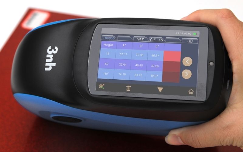 Máy đo quang phổ đa góc 3NH KS003 hiển thị kết quả đo rõ nét, dễ quan sát