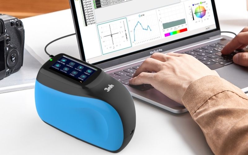 Máy đo quang phổ đa góc KS012 có thể kết nối với máy tính