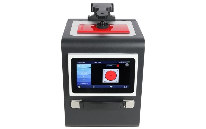 Máy quang phổ để bàn 3NH TS8210 hiển thị thông số rõ ràng 