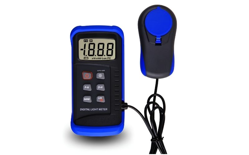 Máy đo cường độ ánh sáng Total Meter LX1330E