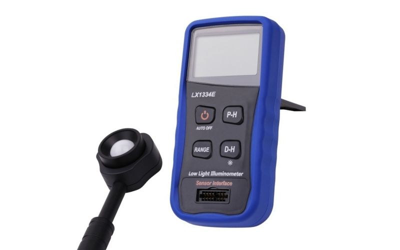 Máy đo độ rọi sáng thấp Total Meter LX1334E