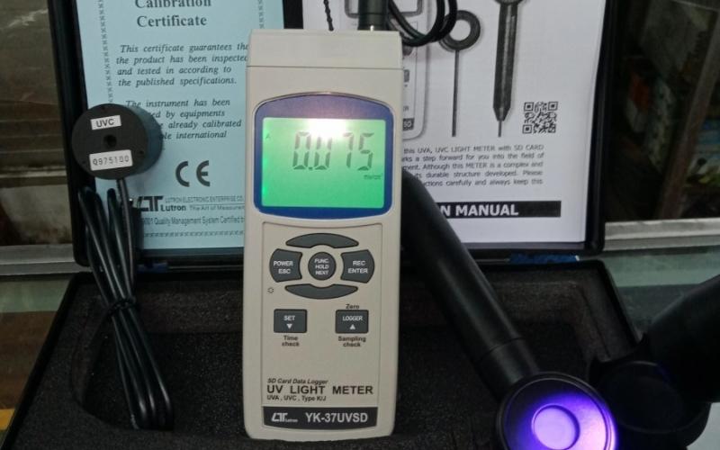 Máy đo ánh sáng tia UVA, UVC Lutron YK-37UVSD uy tín, chính hãng