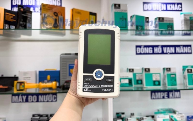 Máy đo khí PM2.5 tại nhà Lutron PM-1051 đo không khí hiệu quả