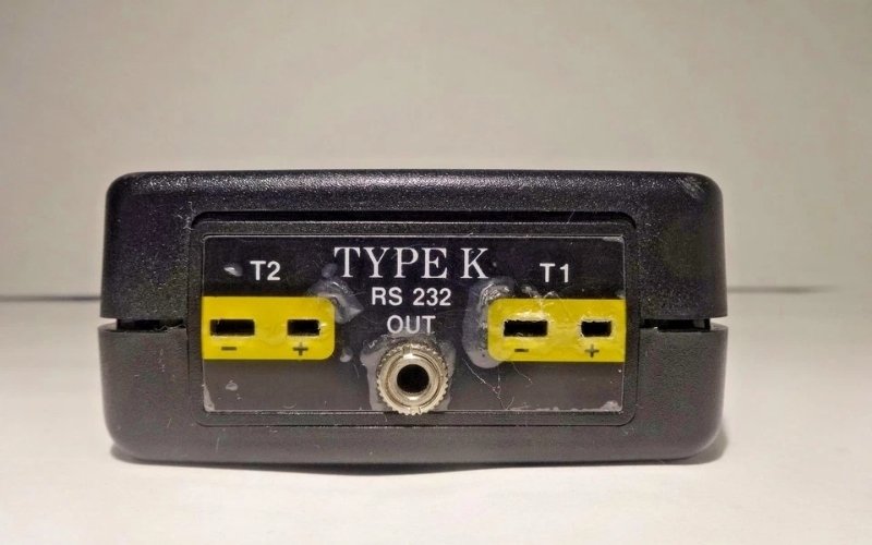 Đầu kết nối của máy đo nhiệt độ tiếp xúc kép Lutron TM-906A