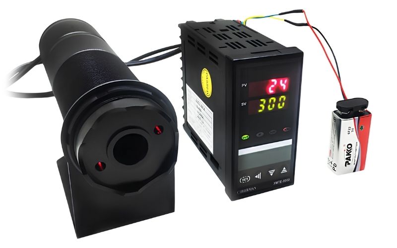 Máy đo nhiệt độ Total Meter DT8300B ứng dụng trong nhiều ngành nghề 