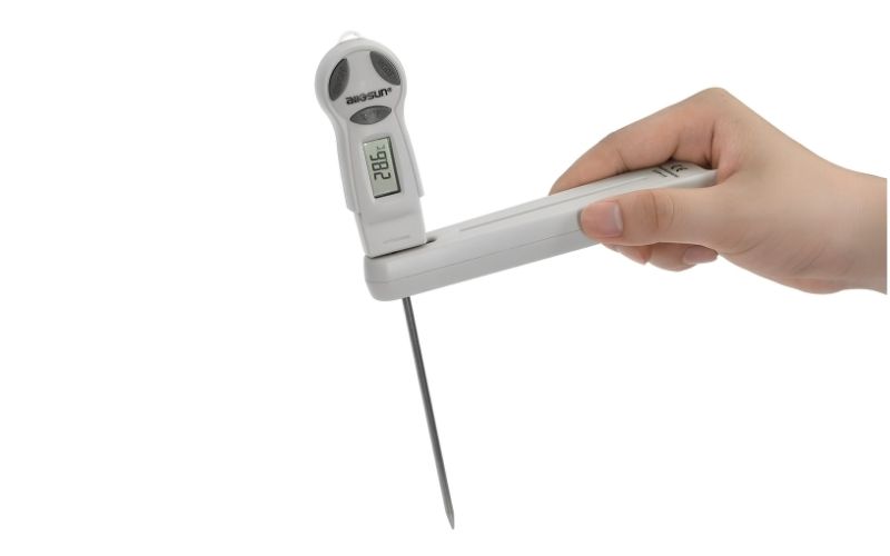 Nhiệt kế tiếp xúc Total Meter ETP113 ứng dụng trong nhiều lĩnh vực