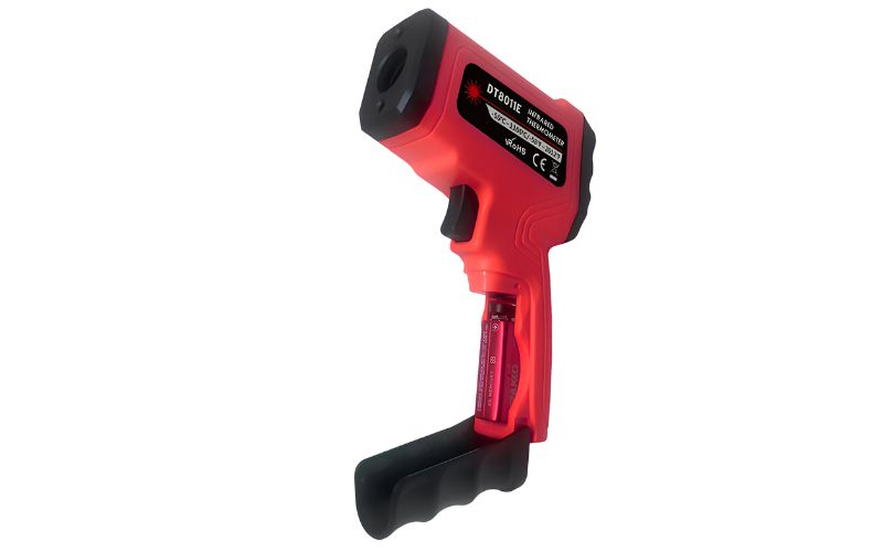 Khoang chứa pin của súng bắn nhiệt độ hồng ngoại Total Meter DT8011E