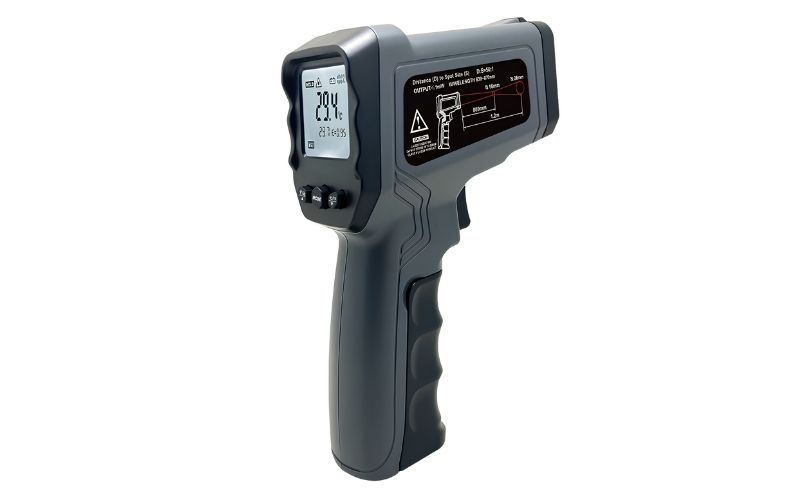 Total Meter DT8750E đo không tiếp xúc với dải nhiệt độ lên đến 750 độ C