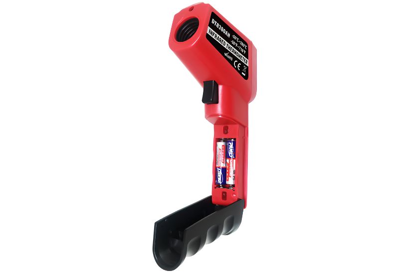 Khoang chứa pin của súng bắn nhiệt độ hồng ngoại Total Meter DT8380AH