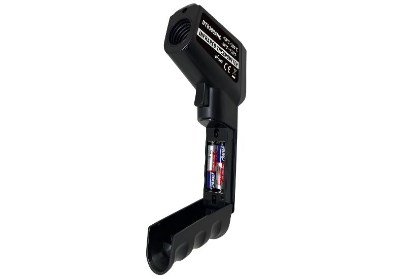 Khoang chứa pin của súng bắn nhiệt độ hồng ngoại Total Meter DT8380AHC