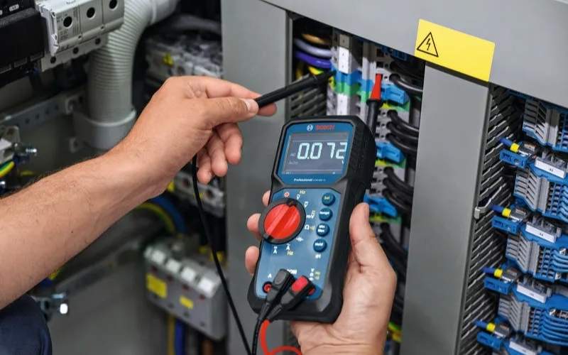 Đồng hồ vạn năng kỹ thuật số GDM 600-15