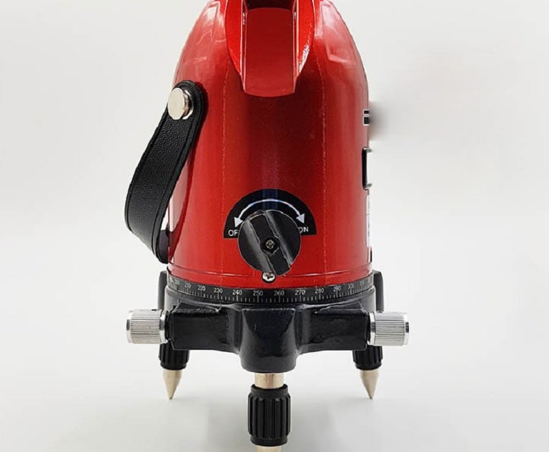 Máy cân bằng tia Laser TR200 có 2 tia laser màu đỏ độ sáng rất cao lên đến 100mW