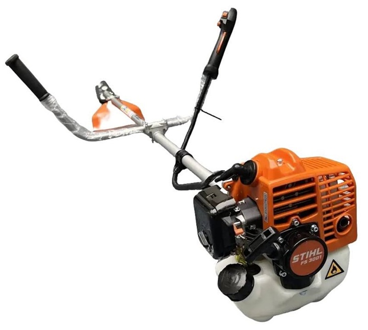 STIHL FS 3001 trọng lượng nhẹ có dây đeo vai phù hợp với người dùng