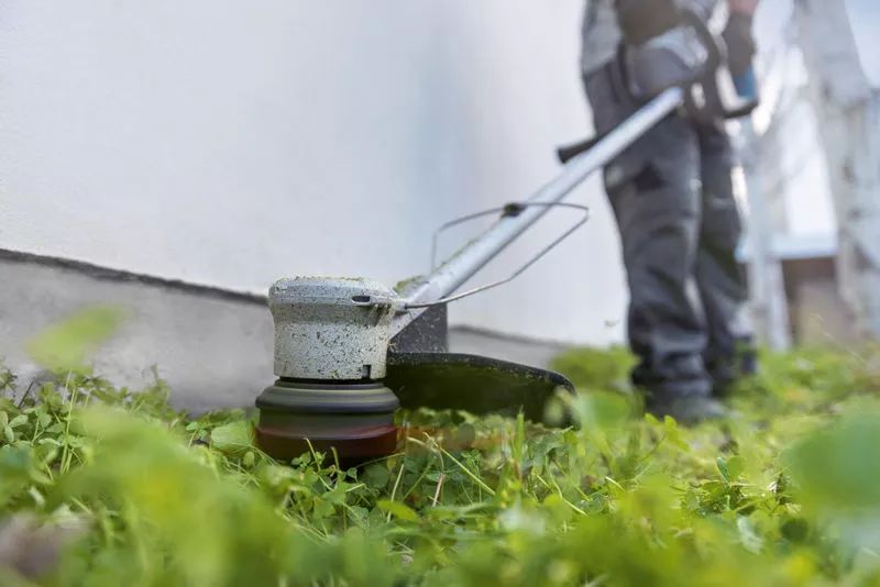 Bosch GRT 18V-33 cắt nhanh, vết cắt ngọt, chống rối lưỡi cắt