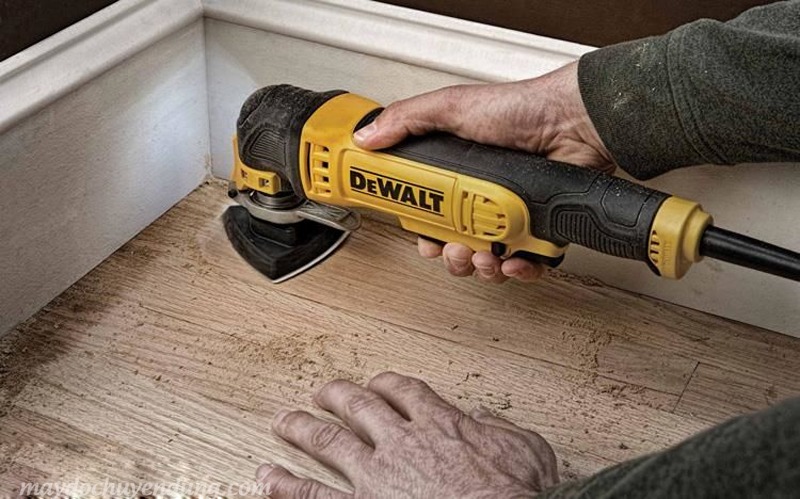Máy cắt đa năng Dewalt DWE135K
