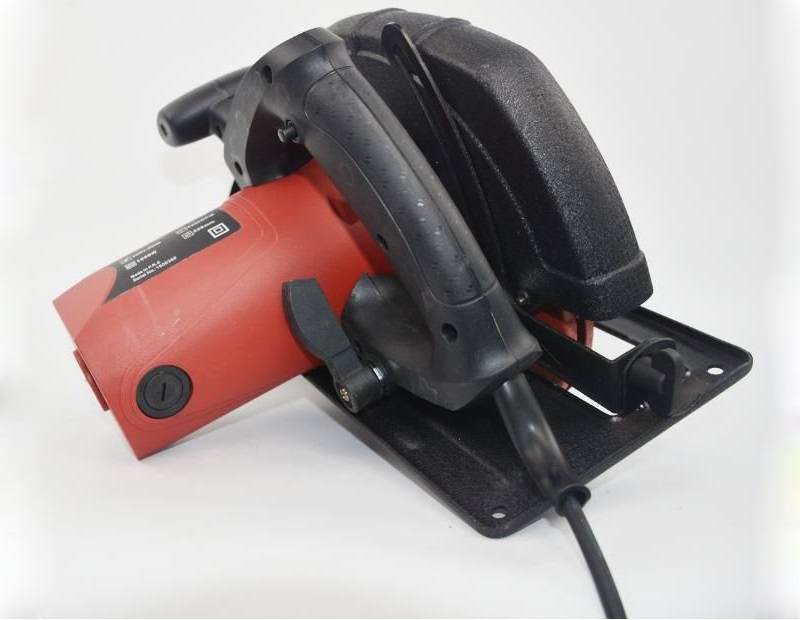 Những ưu điểm nổi bật của máy cưa đĩa Feg FG-235 Những ưu điểm nổi bật của máy cưa đĩa Feg FG-235