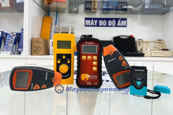 Máy đo độ ẩm thiết kế dạng cầm tay nhỏ gọn, dễ sử dụng 