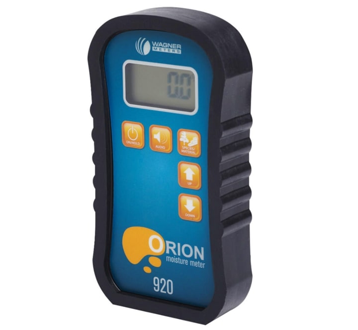 Thiết kế máy nhỏ gọn, màn hình LCD hiện số rõ nét